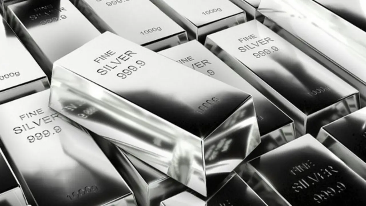 Giá bạc hôm nay (26/6): Trong nước trái chiều, thế giới giảm mạnh