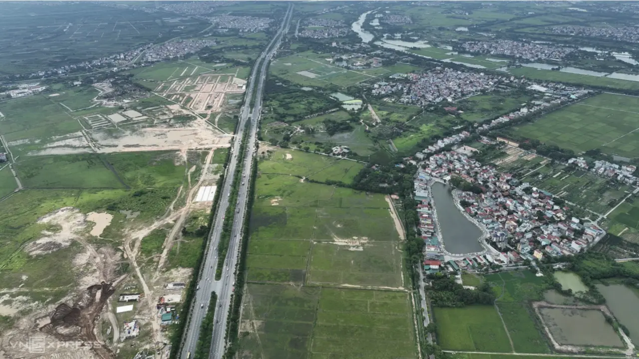Giá nhà đất Hà Nội 'thanh lọc mạnh mẽ'