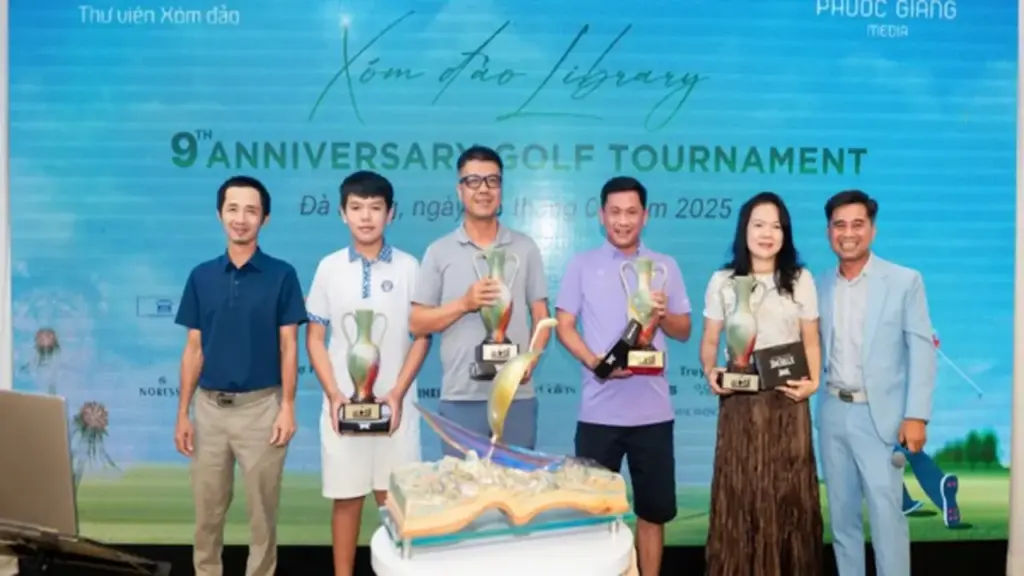 Giải golf gây quỹ mang tri thức đến với trẻ em nghèo nông thôn