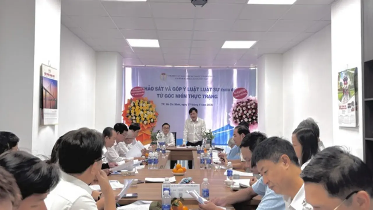 Góp ý sửa Luật Luật sư: Đề xuất bỏ thủ tục cấp giấy chứng nhận người bào chữa