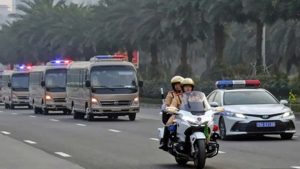 Hà Nội cấm phương tiện trên nhiều tuyến đường trong hai ngày