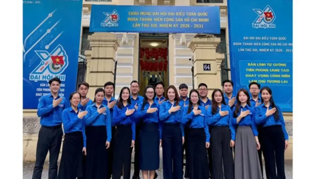 Hà Nội rực sắc xanh tuổi trẻ hướng về Đại hội Đoàn toàn quốc