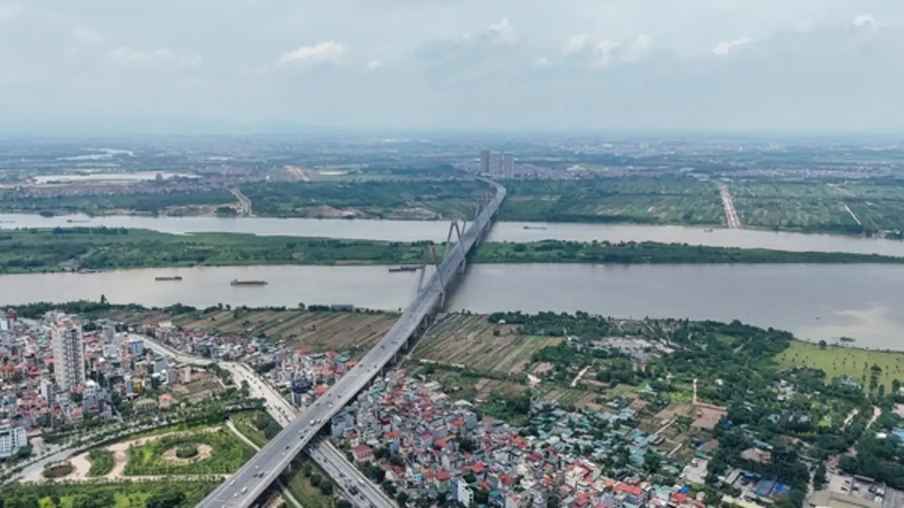 Hà Nội sẽ đối thoại công khai, thường xuyên với người dân trục sông Hồng
