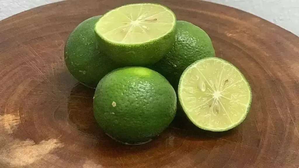 Hai thời điểm uống nước chanh dễ hại dạ dày