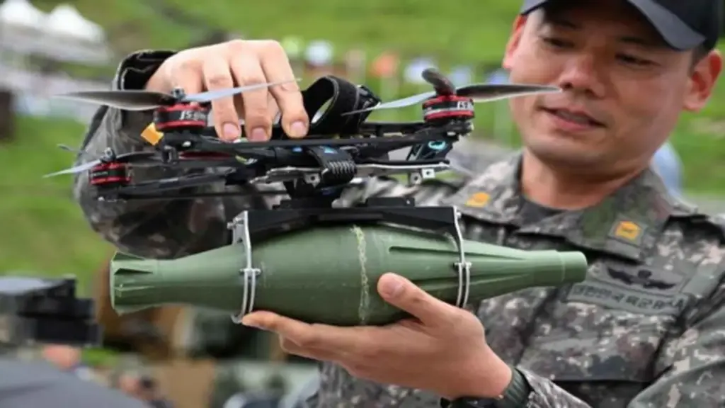 Hàn Quốc huấn luyện 500.000 'chiến binh drone'