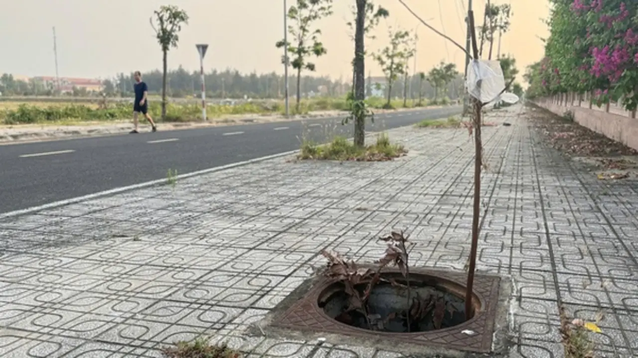 Hàng loạt nắp cống bị trộm ở Đắk Lắk: Địa phương chuyển công an điều tra