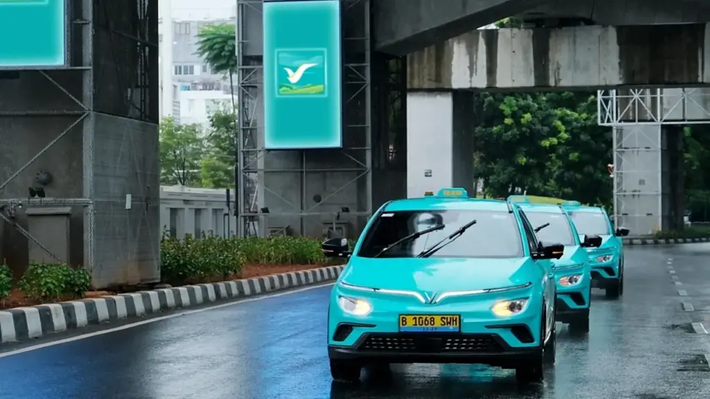 Hãng taxi của ông Phạm Nhật Vượng tăng vốn thêm 10.000 tỷ đồng