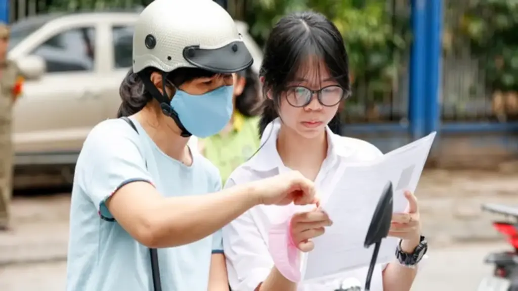 Hiếm địa phương thực hiện đúng quy định công bố điểm thi, điểm chuẩn lớp 10