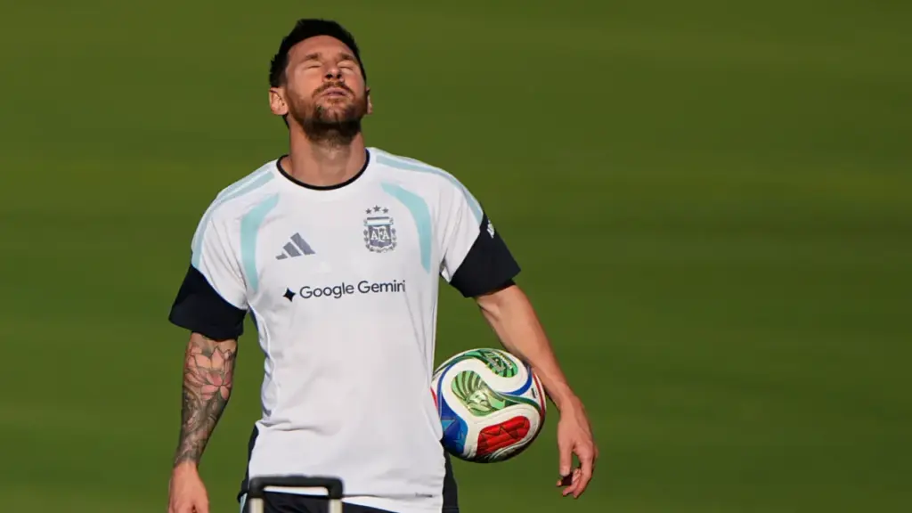 HLV Argentina: 'Cả thế giới chờ Messi ra sân ở World Cup 2026'
