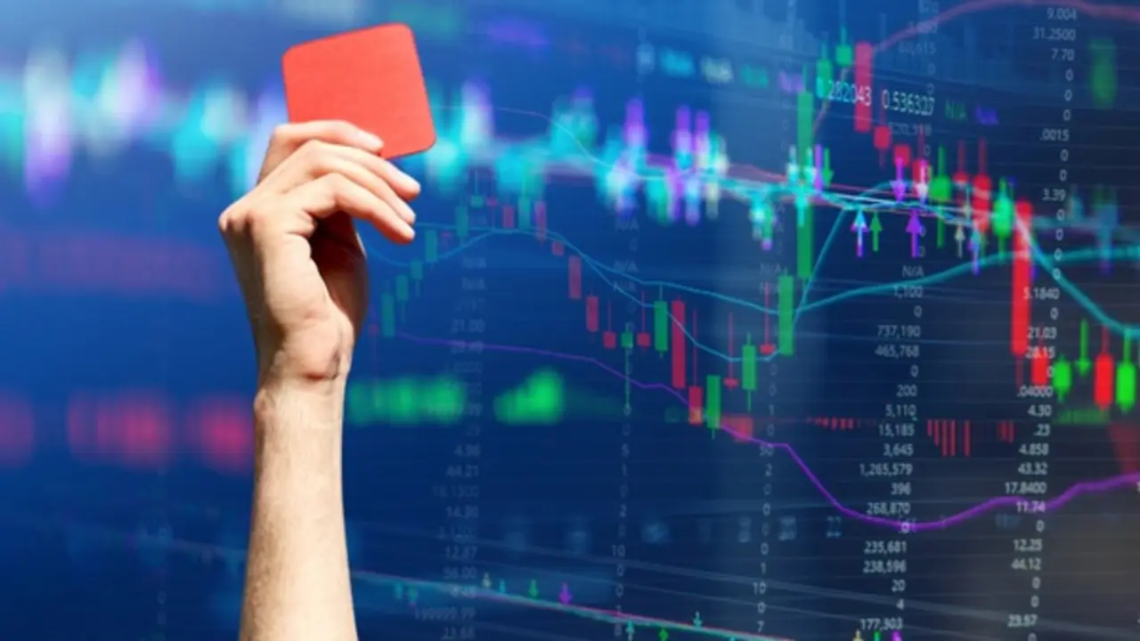 HNX đình chỉ giao dịch loạt cổ phiếu UPCoM, nổi bật Lộc Trời và Rạng Đông Holding
