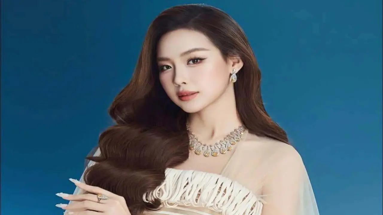 Hoa hậu Bảo Ngọc lên tiếng về thư trúng tuyển đại học top đầu thế giới