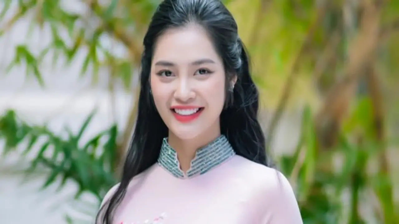 Hoa hậu đi xin việc khi con mới 5 tháng tuổi, xúc động câu chuyện phía sau