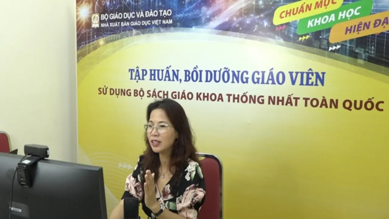 Hơn 150 đầu sách được tập huấn đồng loạt cho giáo viên cả nước