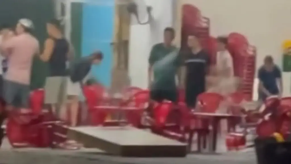 Hỗn chiến náo loạn quán nhậu ở Đà Nẵng, 6 người bị mời làm việc
