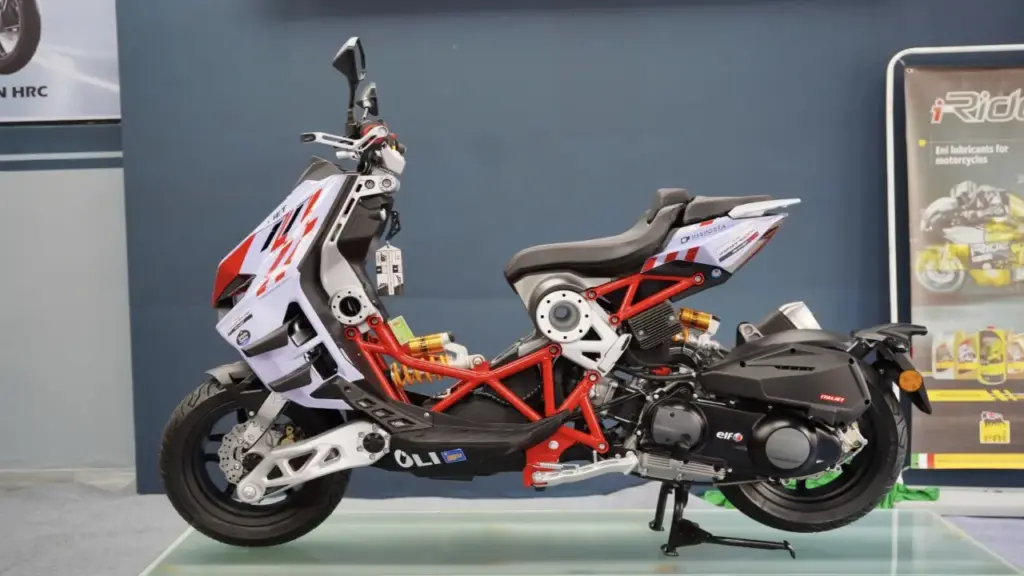 Italjet Dragster 300 Gresini Edition - xe ga thể thao giá 225 triệu đồng
