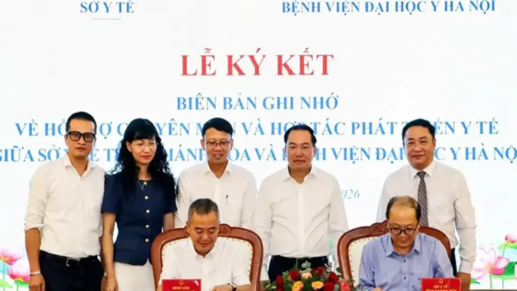 Khánh Hòa hợp tác y tế với Bệnh viện Đại học Y Hà Nội