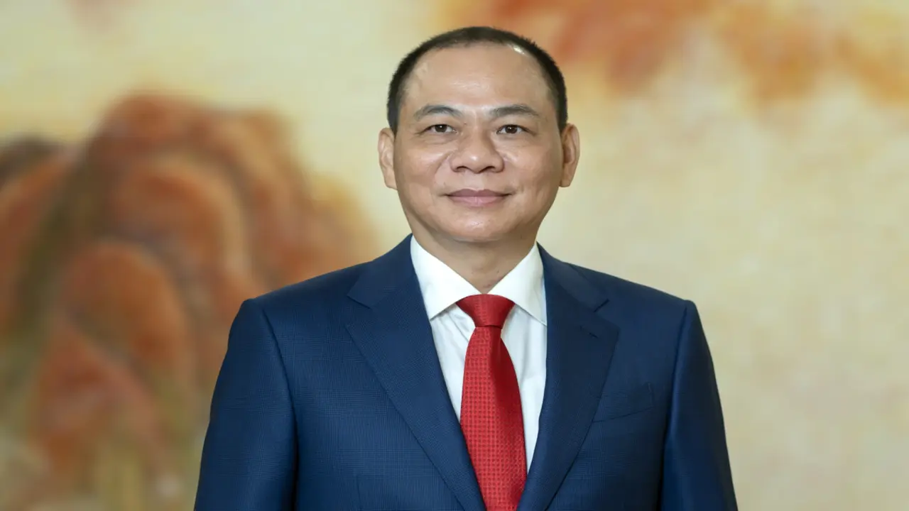 Khối tài sản ông Phạm Nhật Vượng tăng tỉ USD trong một buổi sáng