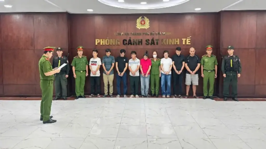 Khởi tố 4 cán bộ kiểm lâm tiếp tay cho đường dây buôn bán động vật hoang dã
