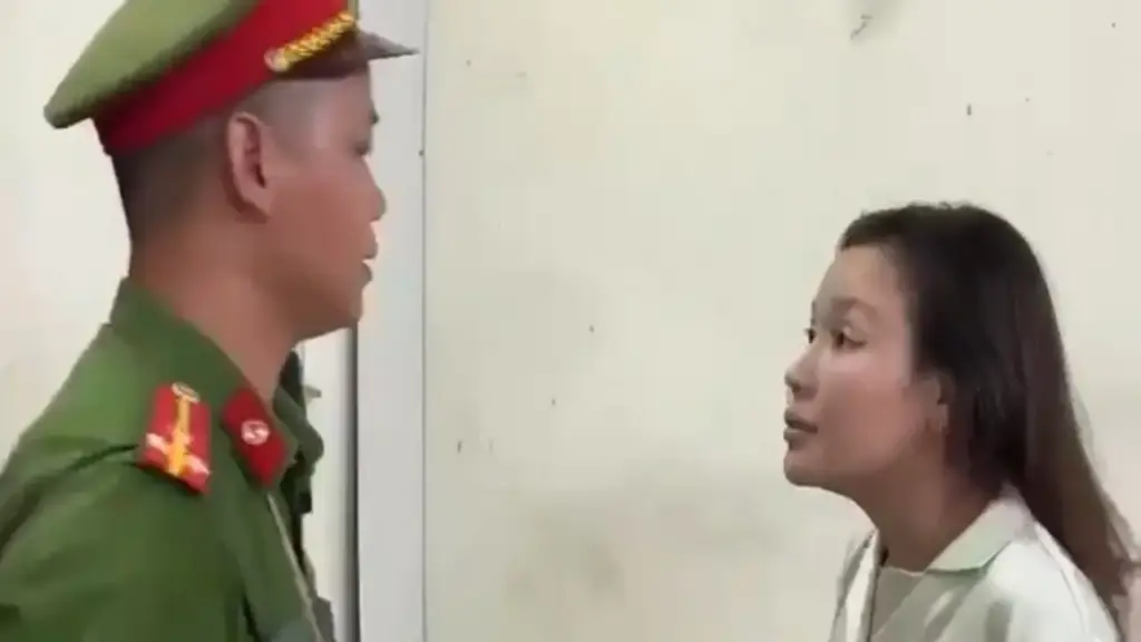 Khởi tố người phụ nữ chửi bới, hành hung công an ở Thái Nguyên
