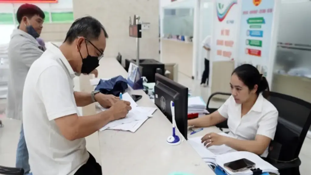 Không nên phân biệt người phụ thuộc khi tính thuế