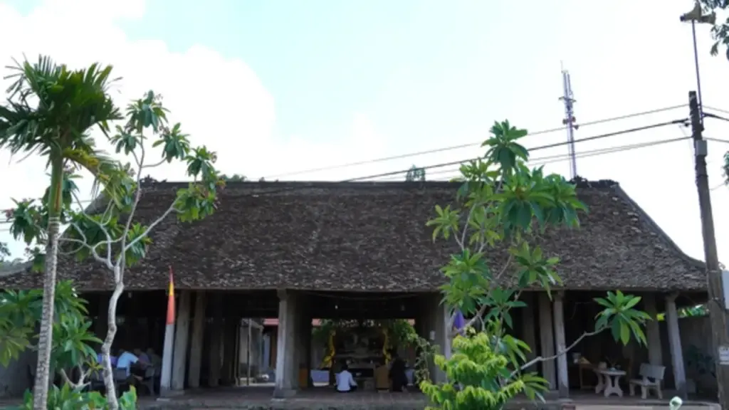 Kiến trúc chữ "khẩu" độc lạ của ngôi đình cổ có giai thoại chỉ dựng trong một đêm