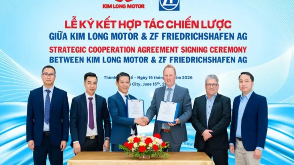 Kim Long Motor hợp tác ZF Group, thúc đẩy xuất khẩu xe Việt ra toàn cầu