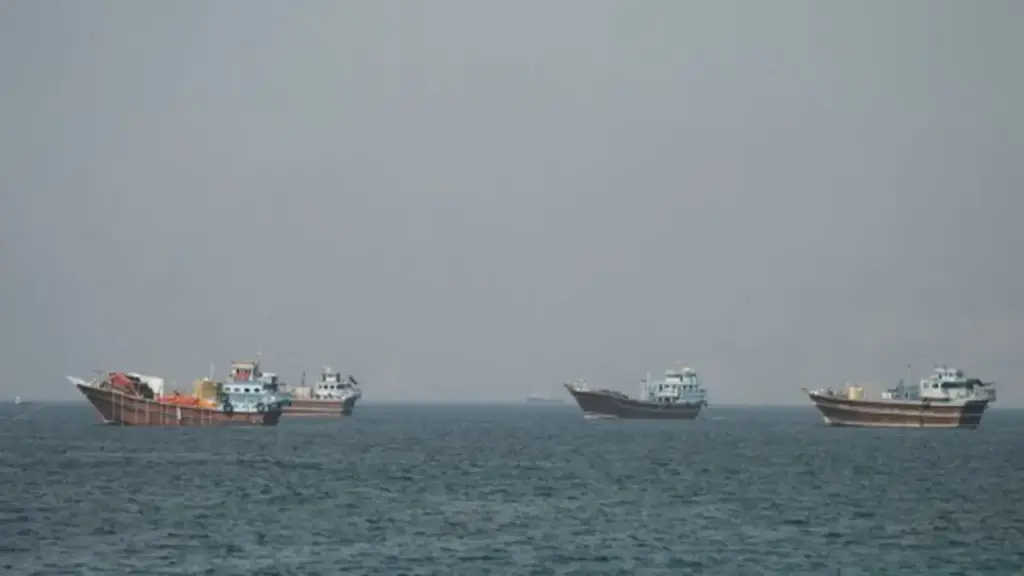 Kinh tế châu Á vẫn 'phập phồng' vì eo biển Hormuz