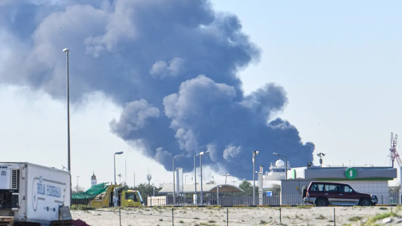Kuwait trục xuất nhà ngoại giao Iran sau vụ tập kích tên lửa, UAV