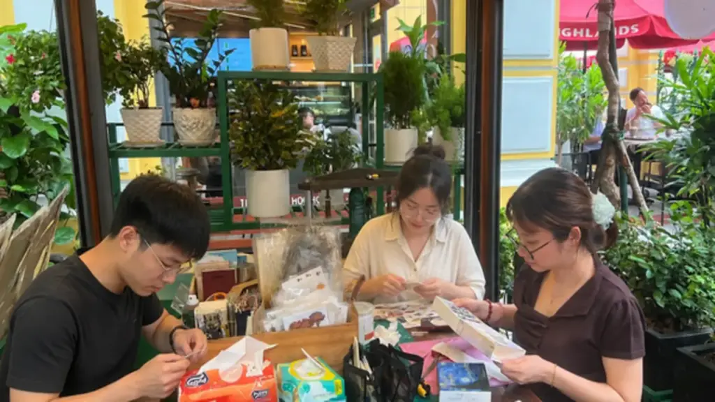 Làm thêm mùa hè có nơi trả lương cao từ 27.000 - 35.000 đồng/giờ