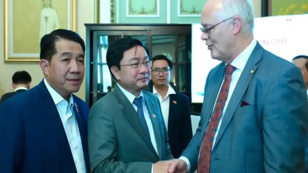 Lãnh đạo tỉnh Tây Ninh sang Bỉ mời gọi đầu tư