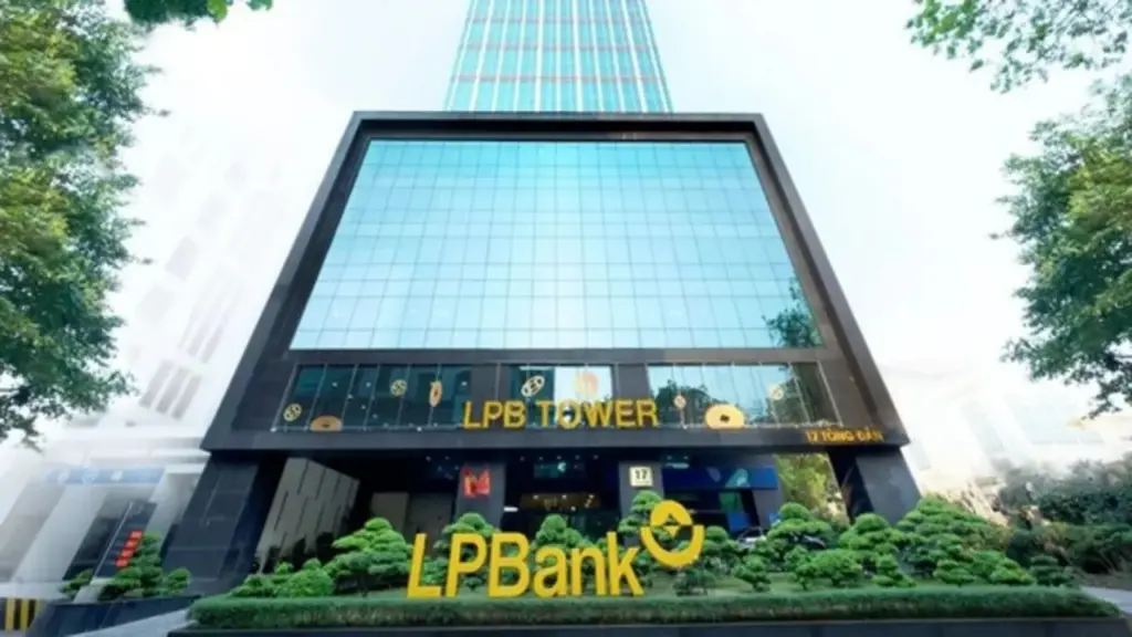LPB tăng trần, thanh khoản đột biến khi ông Phạm Nhật Vượng xuất hiện trong danh sách cổ đông