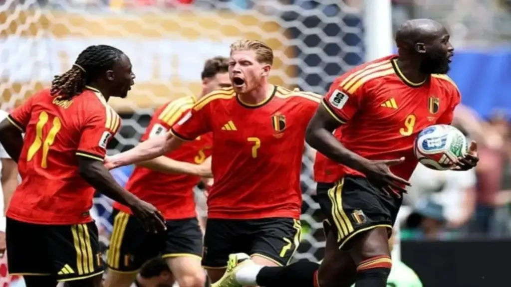 Lukaku sắm vai người hùng, Bỉ thoát thua trước Ai Cập