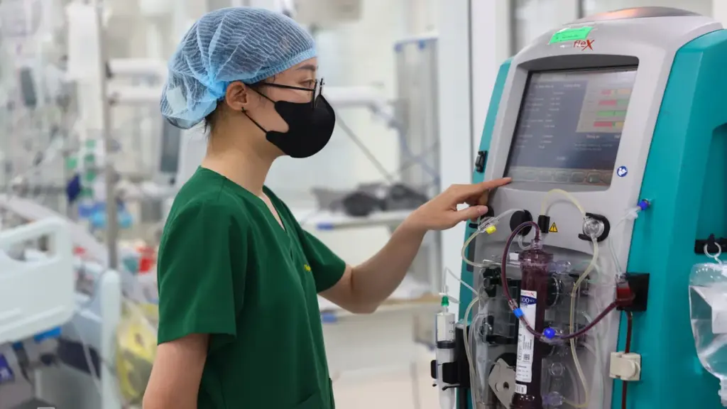 Lương bác sĩ cao nhất 20 triệu đồng từ 1/7