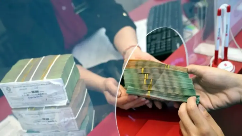 Lượng tiền gửi của người dân vào ngân hàng tăng cao kỷ lục
