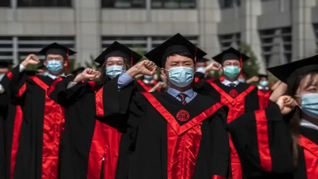 Lý do hơn 12.000 ngành học ở Trung Quốc bị xoá sổ