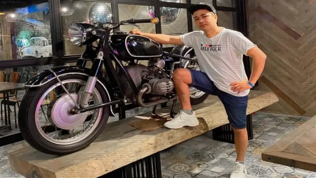 Mang 2 triệu ra Hà Nội, chàng trai Tây Nguyên gây sốt vì phút ngẫu hứng