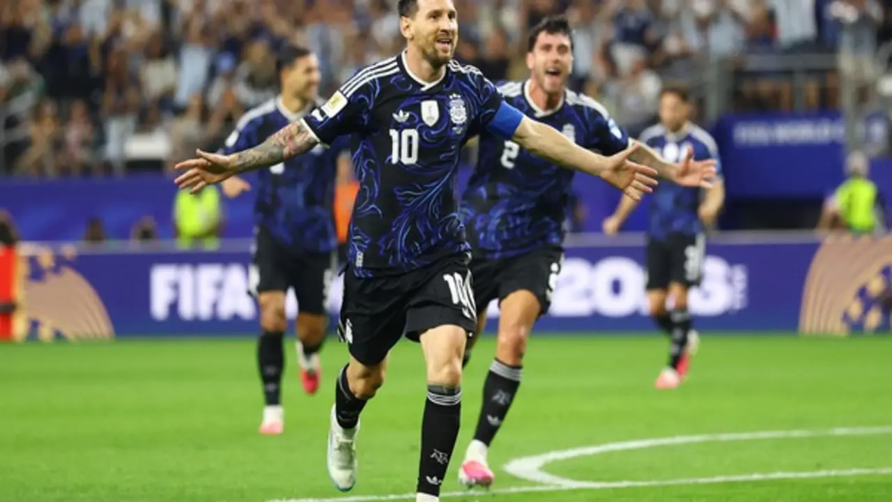 Messi chỉ mất 20 phút để lập thêm kỷ lục World Cup: Siêu phẩm đẹp như tranh vẽ