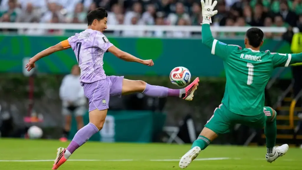 Mexico 0-0 Hàn Quốc (Hết H1): Lee Kang-in muốn đối thủ im lặng