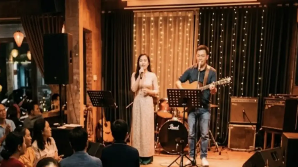 Mở quán cà phê 'hát với nhau', tôi có phải trả tiền bản quyền âm nhạc?