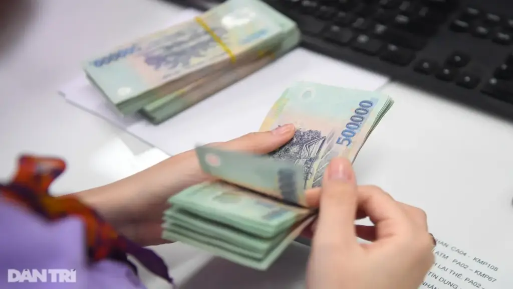Một ngân hàng bất ngờ mở lại tính năng chuyển tiền nhanh từ 500 triệu đồng