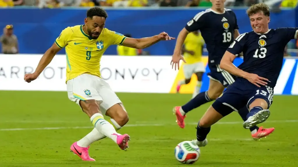 Mỹ đánh sập gần 400 trang web phát lậu World Cup