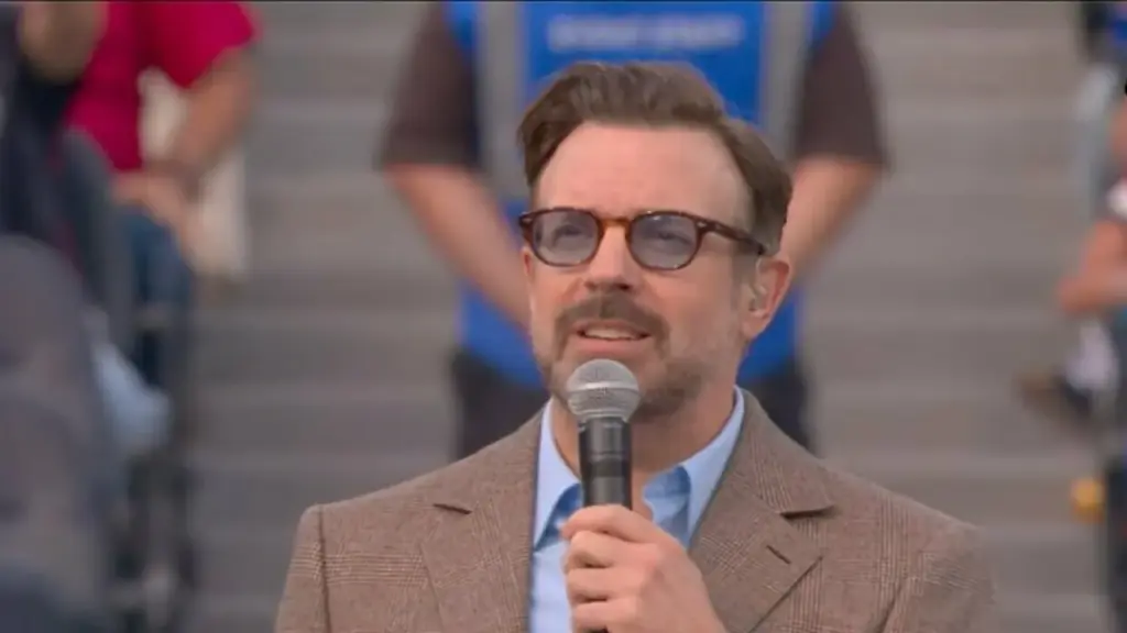 Mỹ - Paraguay: 'Ted Lasso' Jason Sudeikis xuất hiện