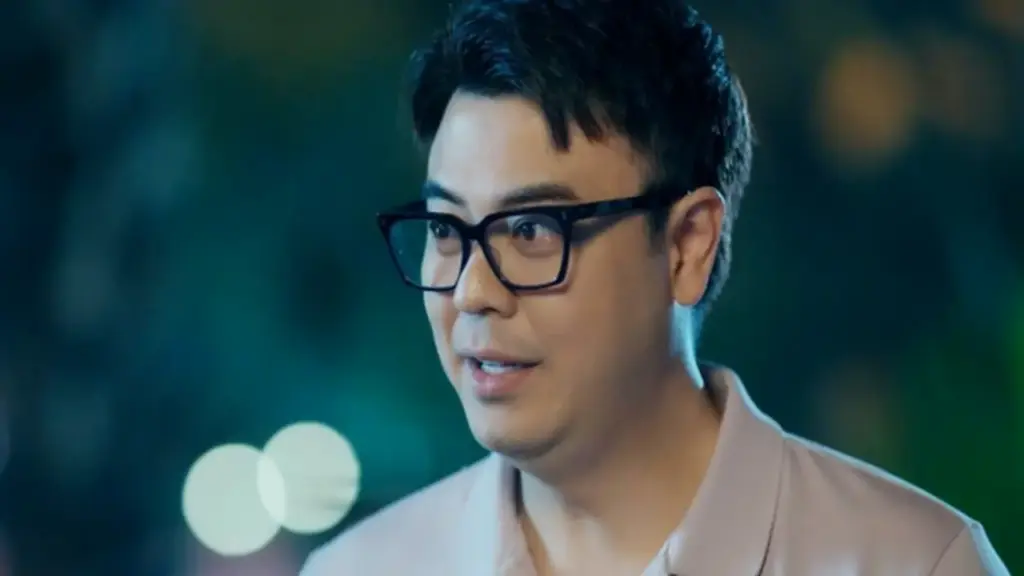 Nam diễn viên phim giờ vàng VTV, là cựu thủ môn Thể Công từng vô địch quốc gia