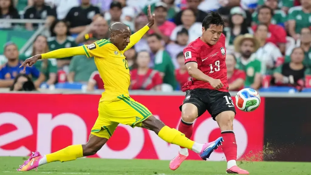 Nam Phi 0-0 Hàn Quốc (H1): Đại diện châu Á thoát thua