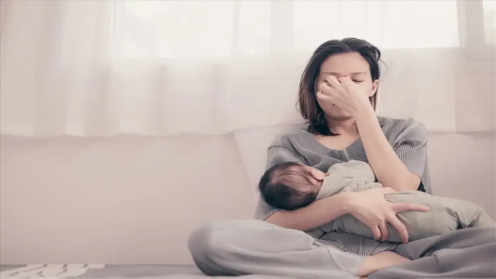 Nắng 40 độ con sốt lịm đi, chồng cấm mua điều hòa để dành tiền làm việc lớn