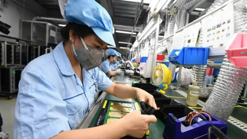 Năng lực cạnh tranh của Việt Nam thăng hạng