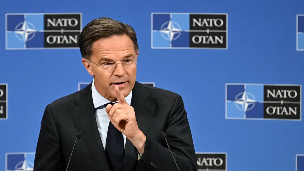NATO ca ngợi thỏa thuận Mỹ - Iran, nói việc mở lại Hormuz là ‘bước tiến lớn’