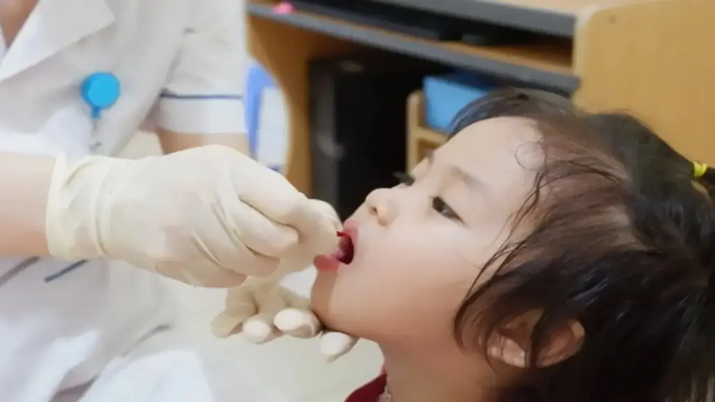 Nên sử dụng thực phẩm giàu chất béo tự nhiên sau khi trẻ uống vitamin A