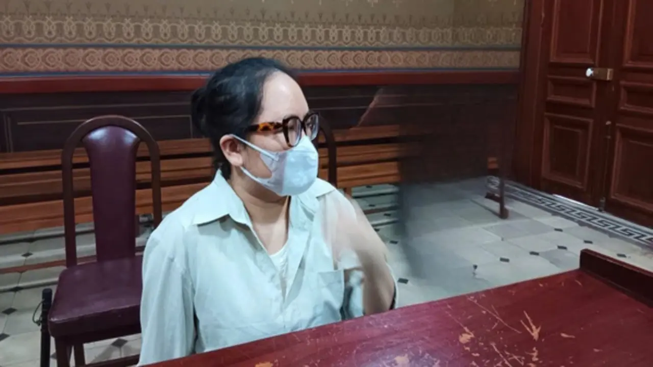 Ngã ngửa với chiều lừa đảo đánh vào nỗi sợ hãi của "nữ quái" 9X