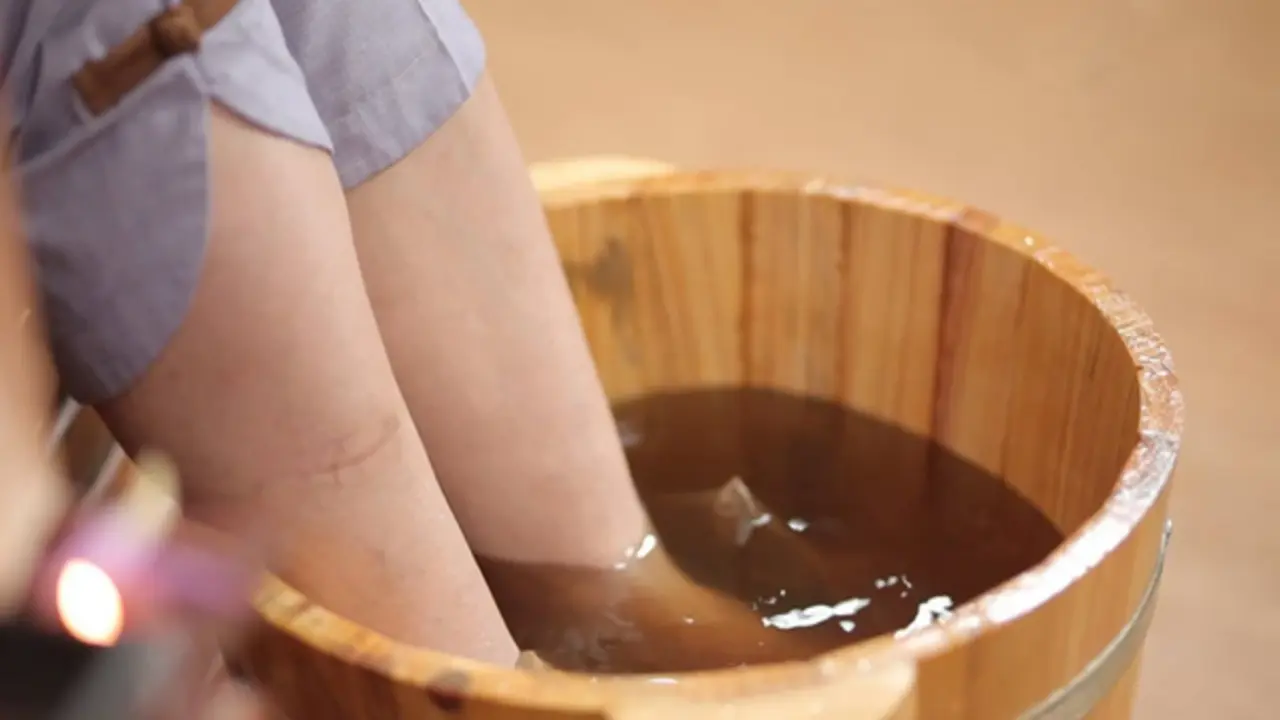 Ngâm chân miễn phí, người phụ nữ U60 rơi vào "bẫy" 600 triệu đồng